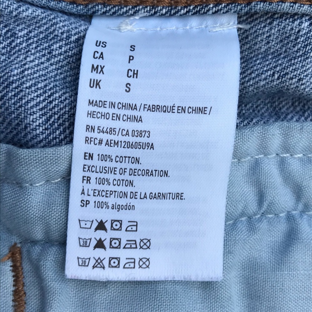 🌸🌈🍀 American Eagle distressed denim jacket - Picture 6 of 12